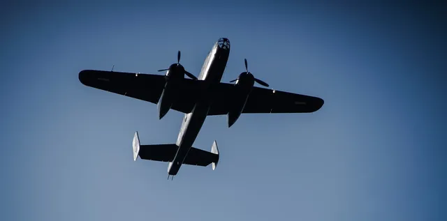 hechos de vuelo de estelas de avión