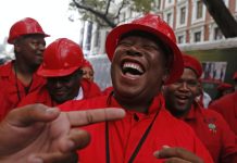 Para los políticos africanos, la moda podría significar algo más que vestir